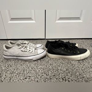 womens converse size 7 - Lot of Two-